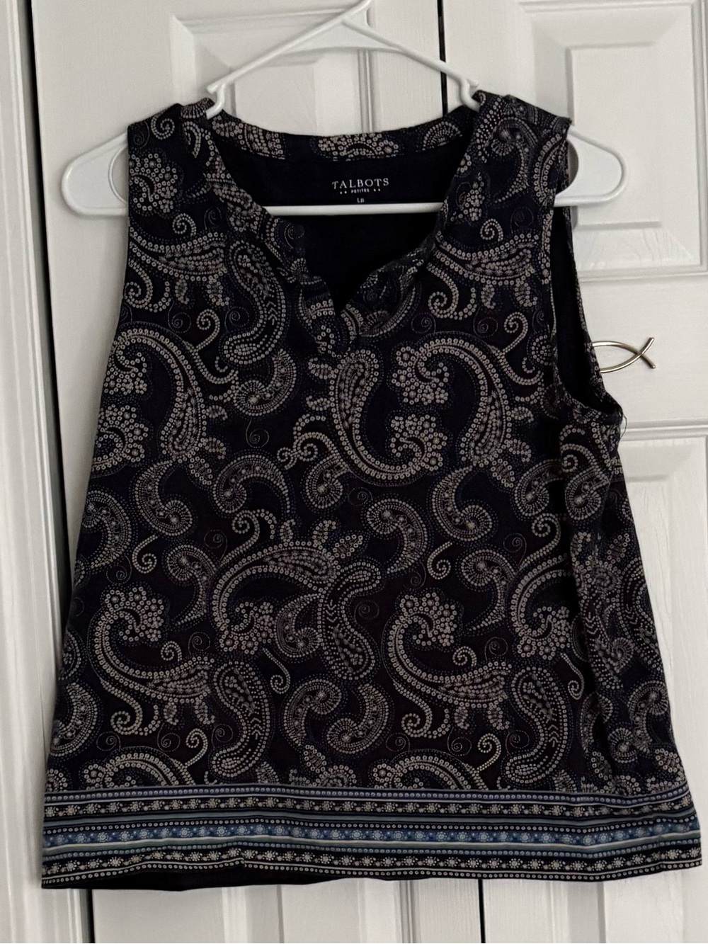 Talbots Black Paisley-Print Sleeveless Tank with Border Trim